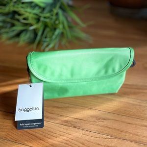 Baggallini Fold Open Organizer